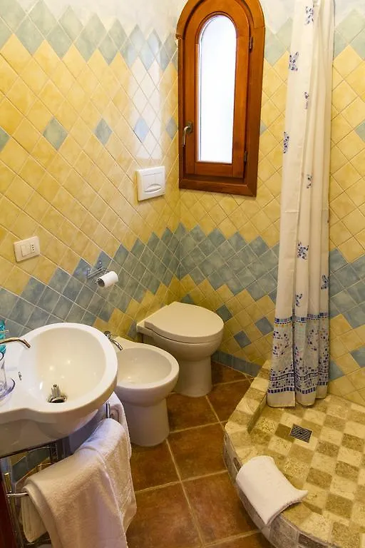I Mari Di Gallura Suites And Rooms San Teodoro  San Teodoro (Sardinia)